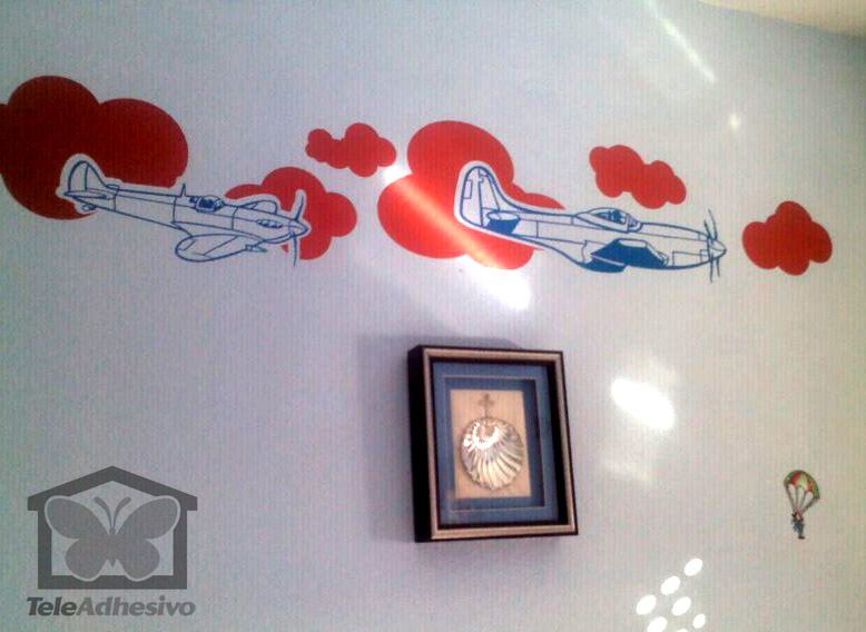 Wall Stickers: Multicolored airplanes and clouds