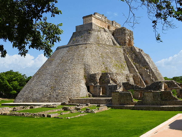 Wall Murals: Mayan soothsayer pyramid, Uxmal