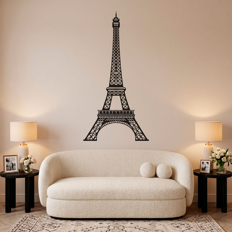 Eiffel Tower 8/10