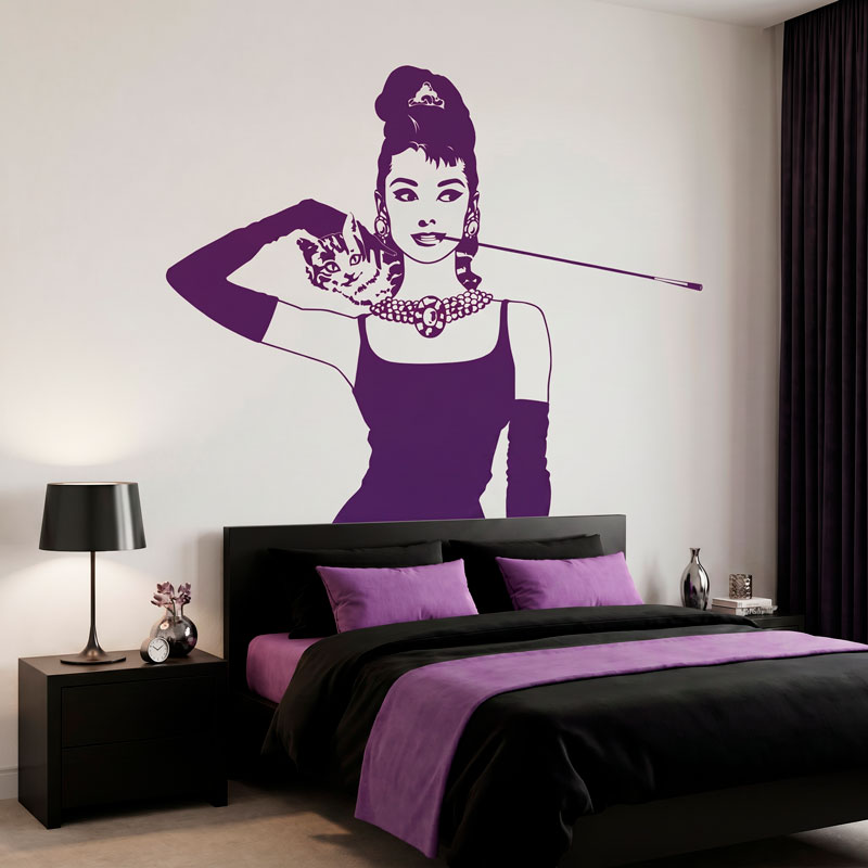 Audrey Hepburn Breakfast at Tiffany's 0