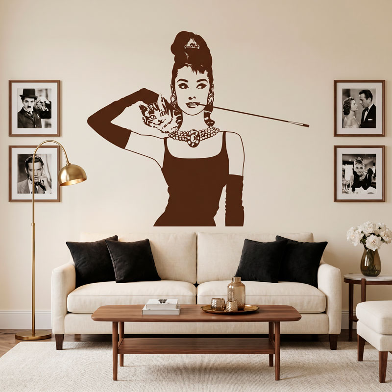 Audrey Hepburn Breakfast at Tiffany's 8