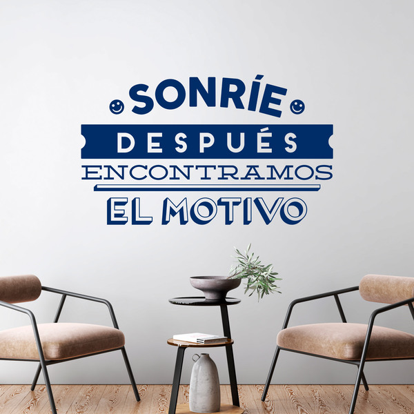 Wall Stickers: Sonríe, después encontramos el motivo