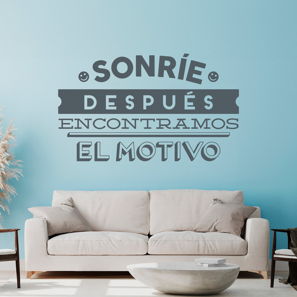 Wall Stickers: Sonríe, después encontramos el motivo