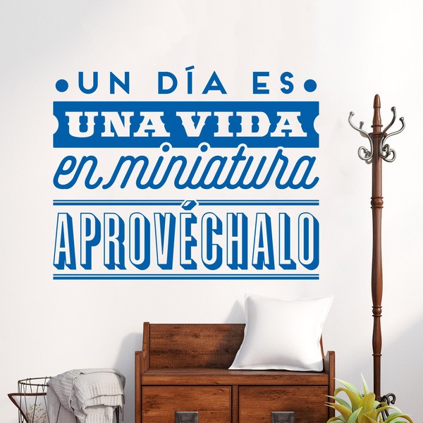 Wall Stickers: Un día es una vida en miniatura