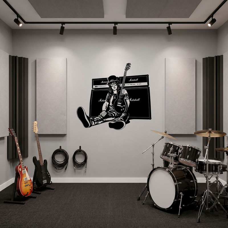 Slash, guitar and speakers 9