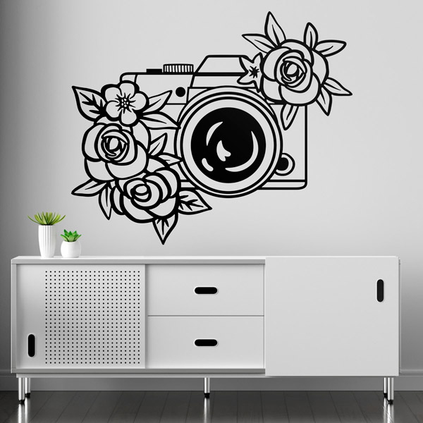 Wall Stickers: Camera with flowers 2