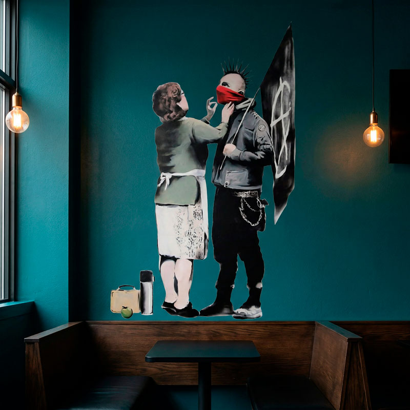 Banksy, Punk Mom 3/6
