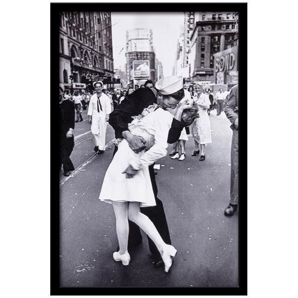 Wall Stickers: The Kiss, Times Square (1945)