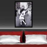 Wall Stickers: The Kiss, Times Square (1945) 4