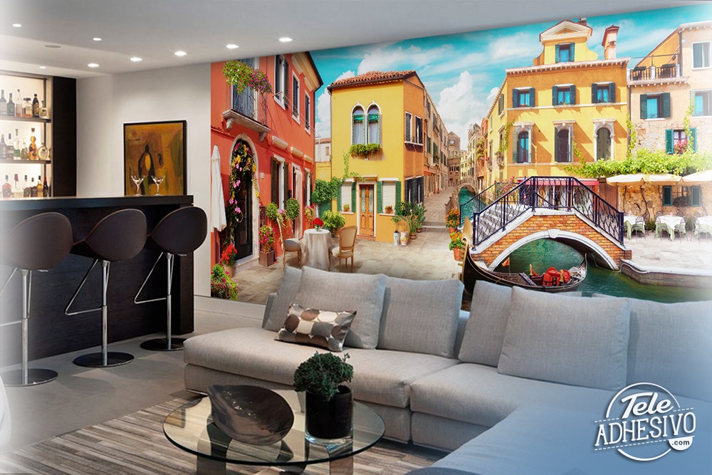 Wall Murals: Visiting Venice