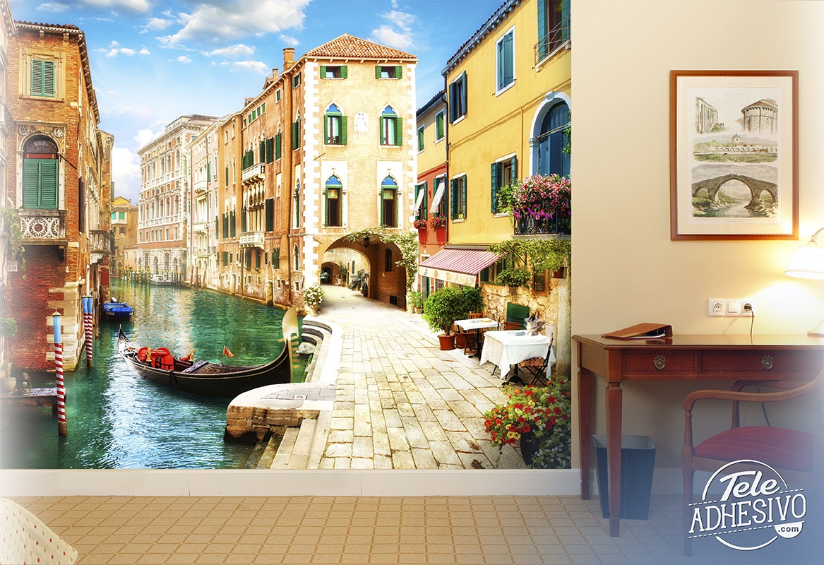 Wall mural Venice waterway
