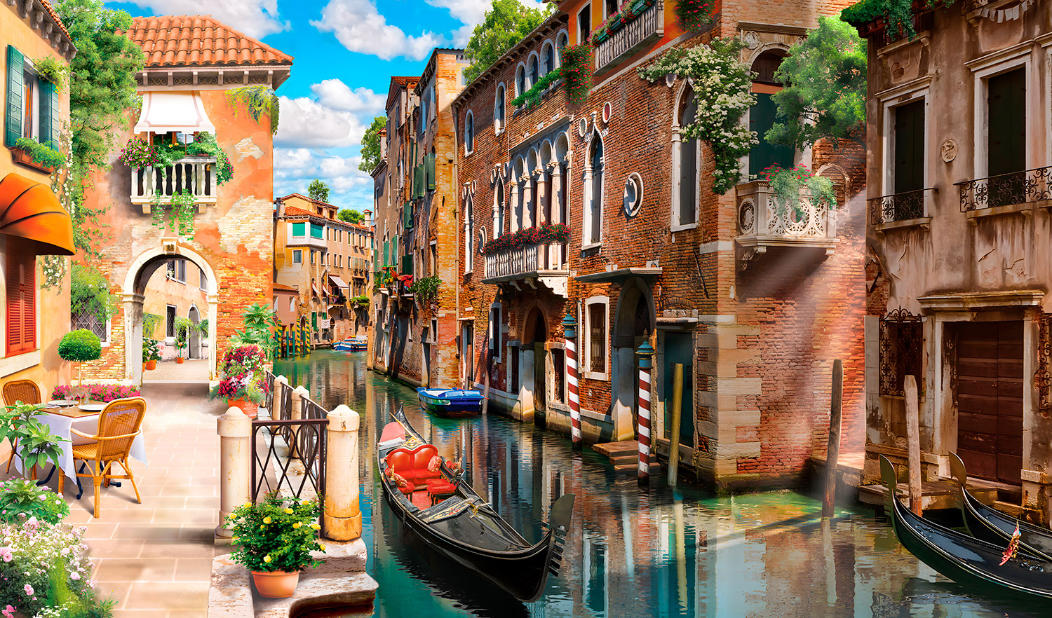 Wall Murals: Streets of Venice