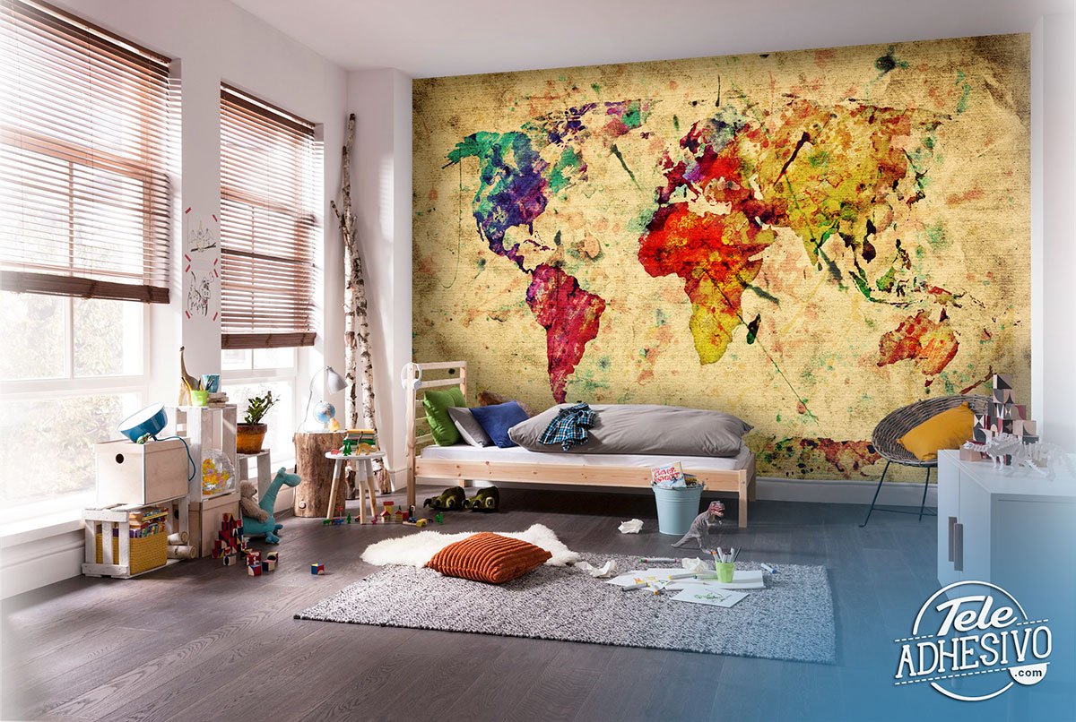 Wall Murals: Painting map of the world