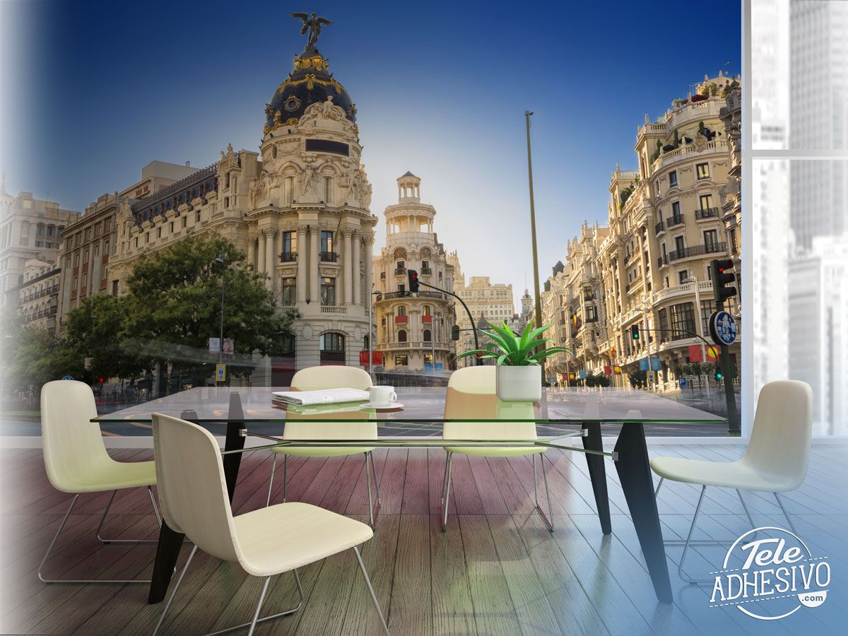 Wall Murals: Building metropolis Madrid