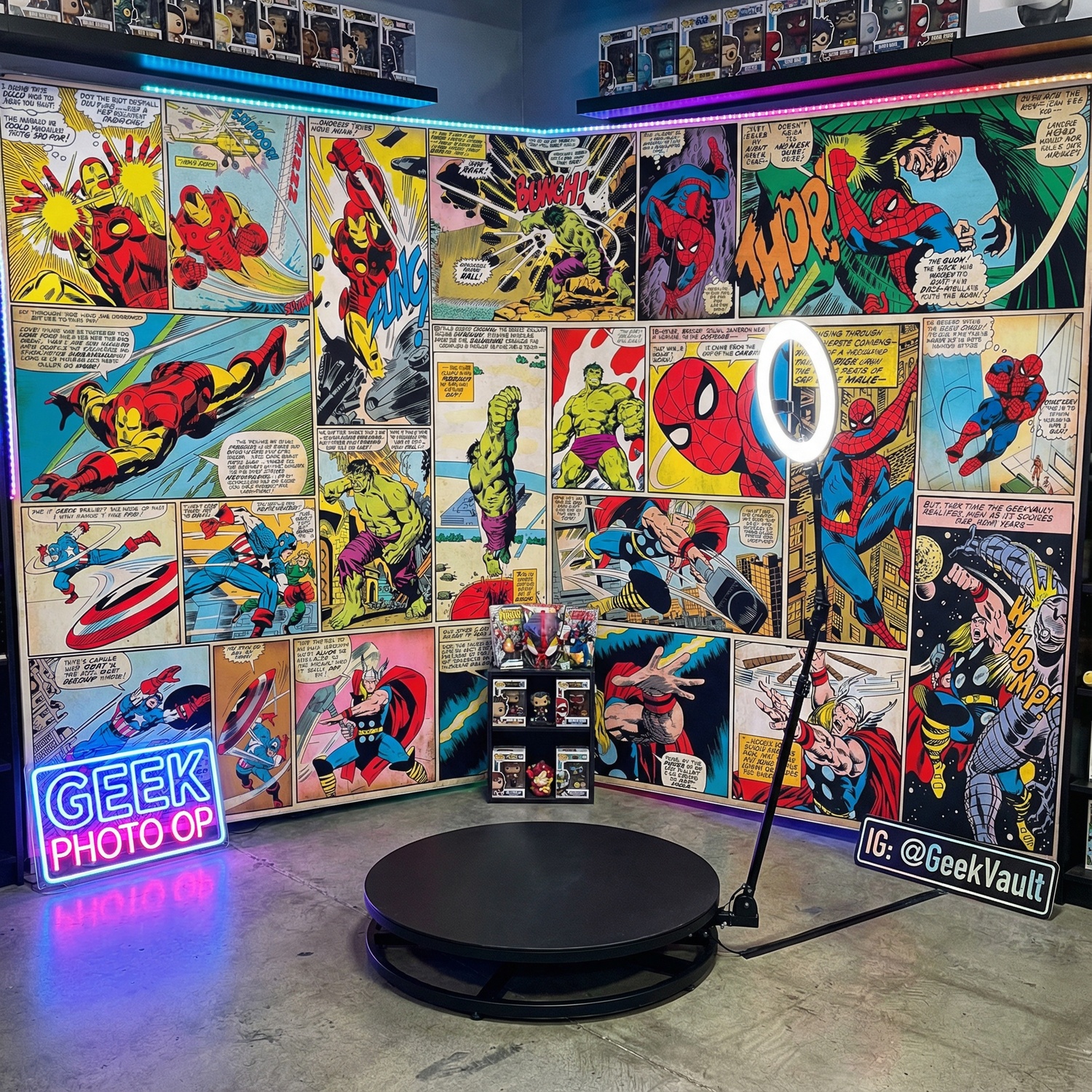 Wall Murals: Avengers Comic