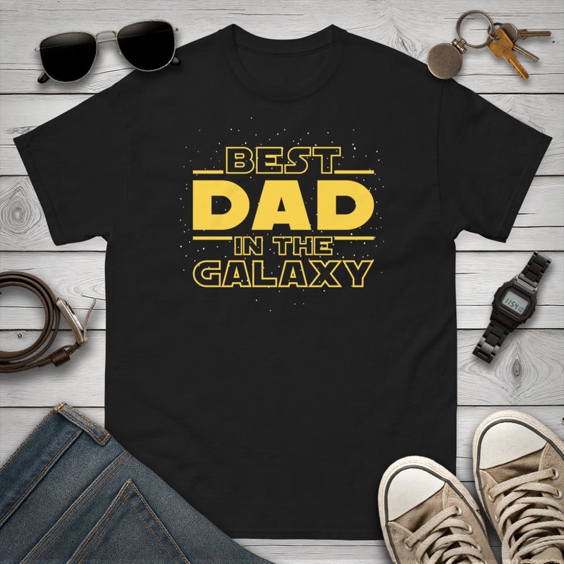 T-shirts: Best Dad In The Galaxy T-shirt