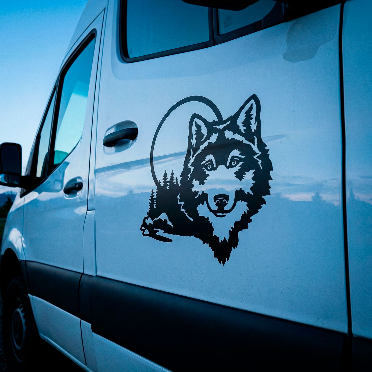 Camper van decals: Wolf in the forest